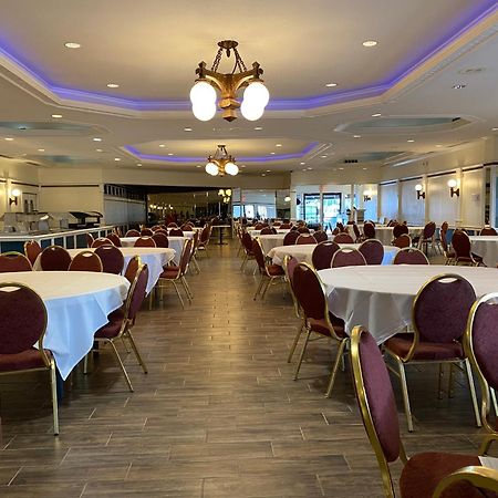 Victoria Palms Inn And Suites Donna Exterior photo