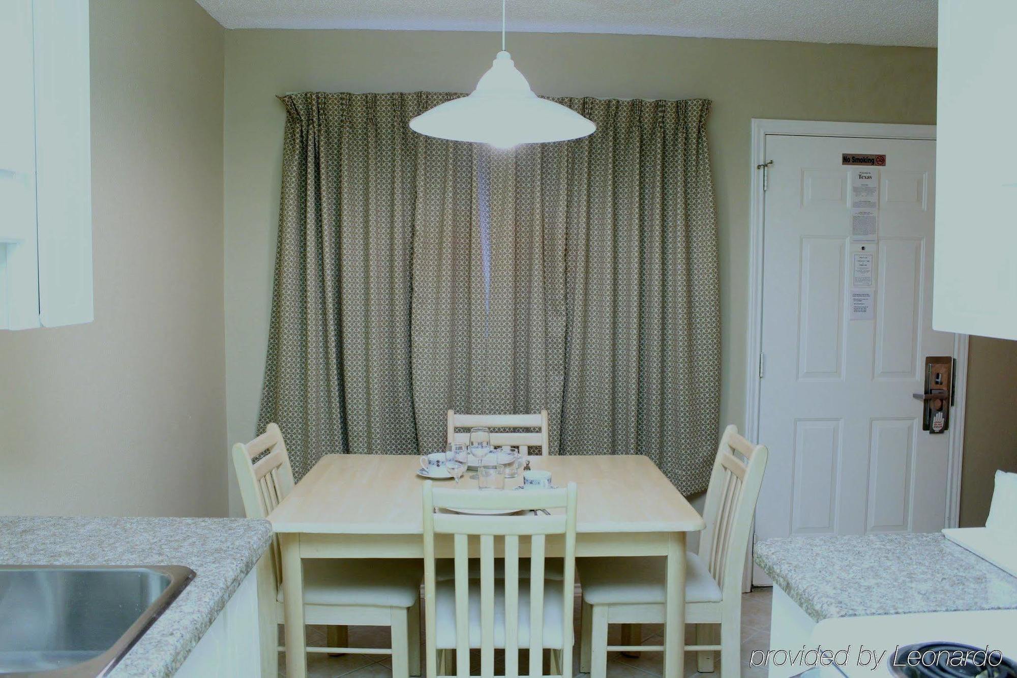 Victoria Palms Inn And Suites Donna Room photo
